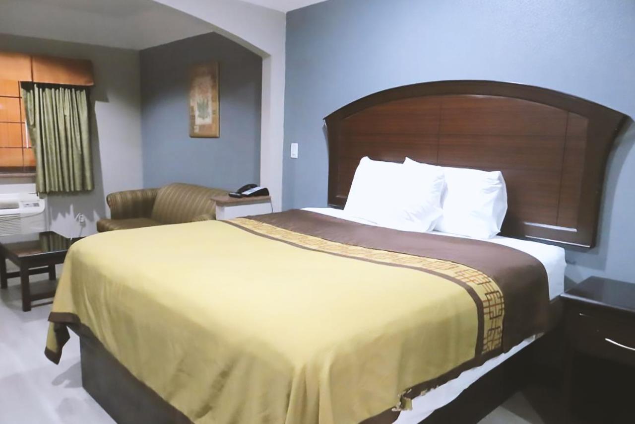 Blue Way Inn & Suites By Jasper Houston Ngoại thất bức ảnh